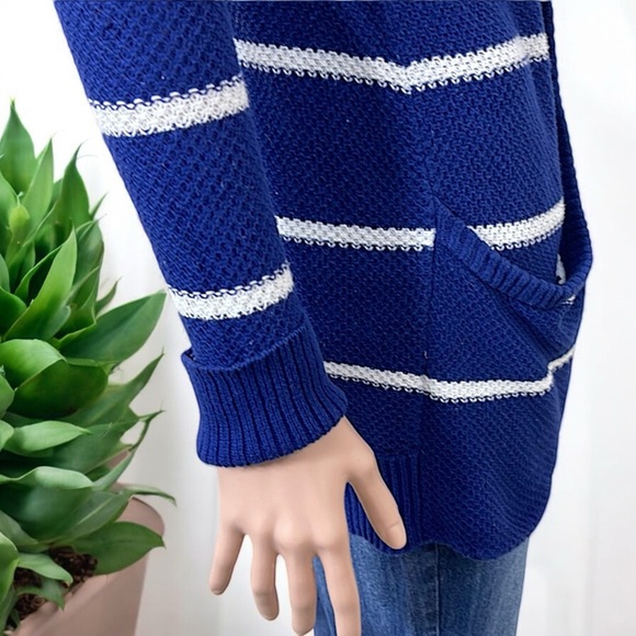 American Eagle Outfitters Nautical Navy & White Striped Open Front Knit Cardigan - Picture 5 of 16
